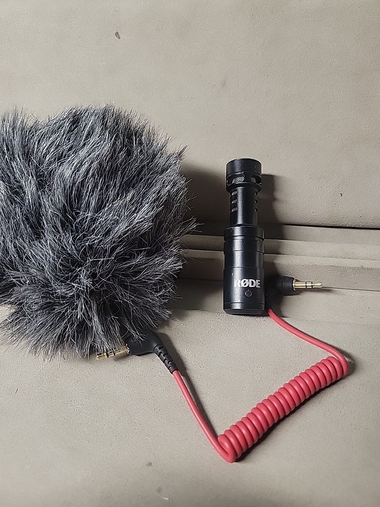 Rode VideoMicro Compact On-Camera Microphone