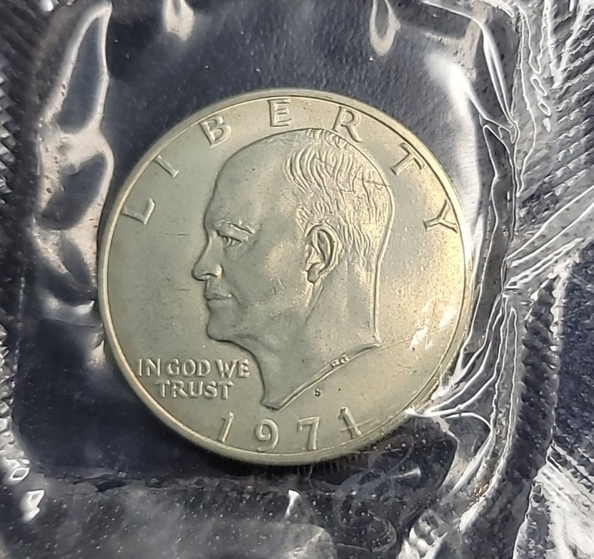 1971 S Eisenhower Blue Ike Uncirculated 40% Silver Dollar