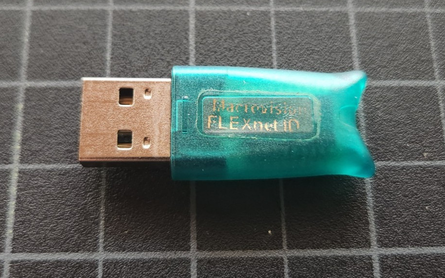 Macrovision FLEXnet ID Software USB Flash Drive Dongle Blue USB Interface