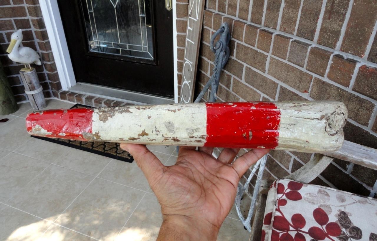 WEATHERED DISTRESSED WOOD Nautical Red & White Lobster Buoy E FL LANGILLE 11440