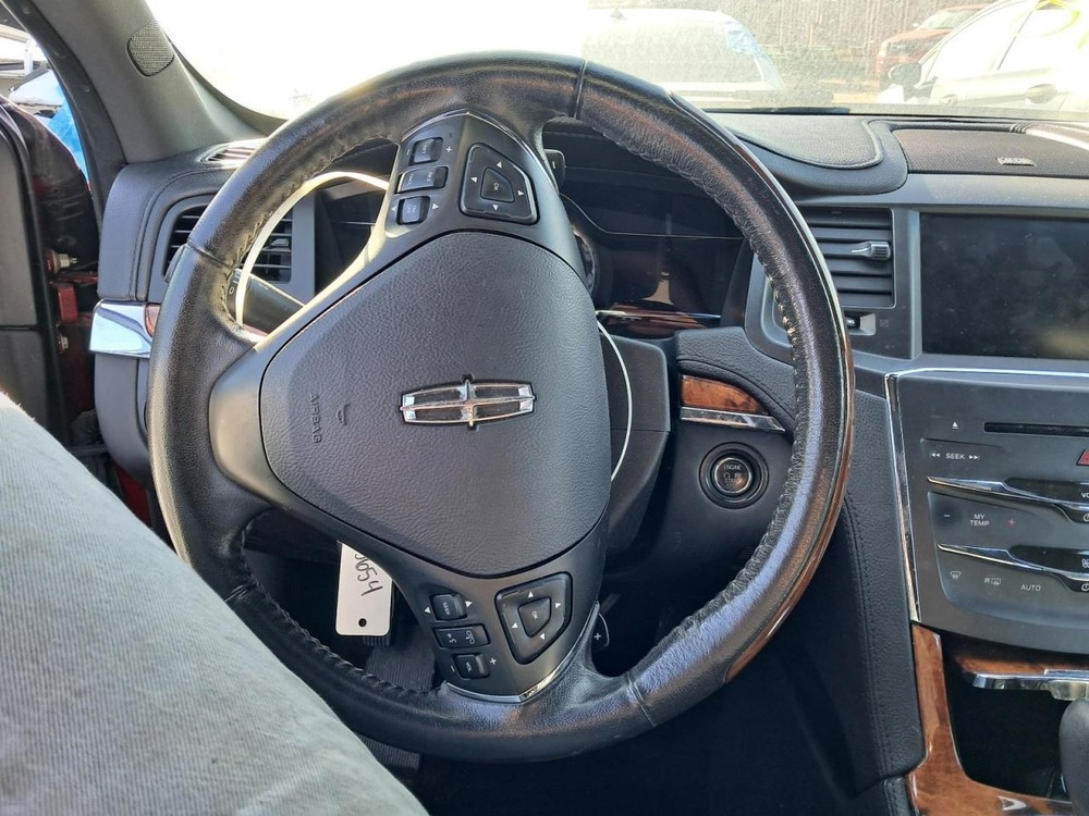 MKS 2014 Glove Box 4837357