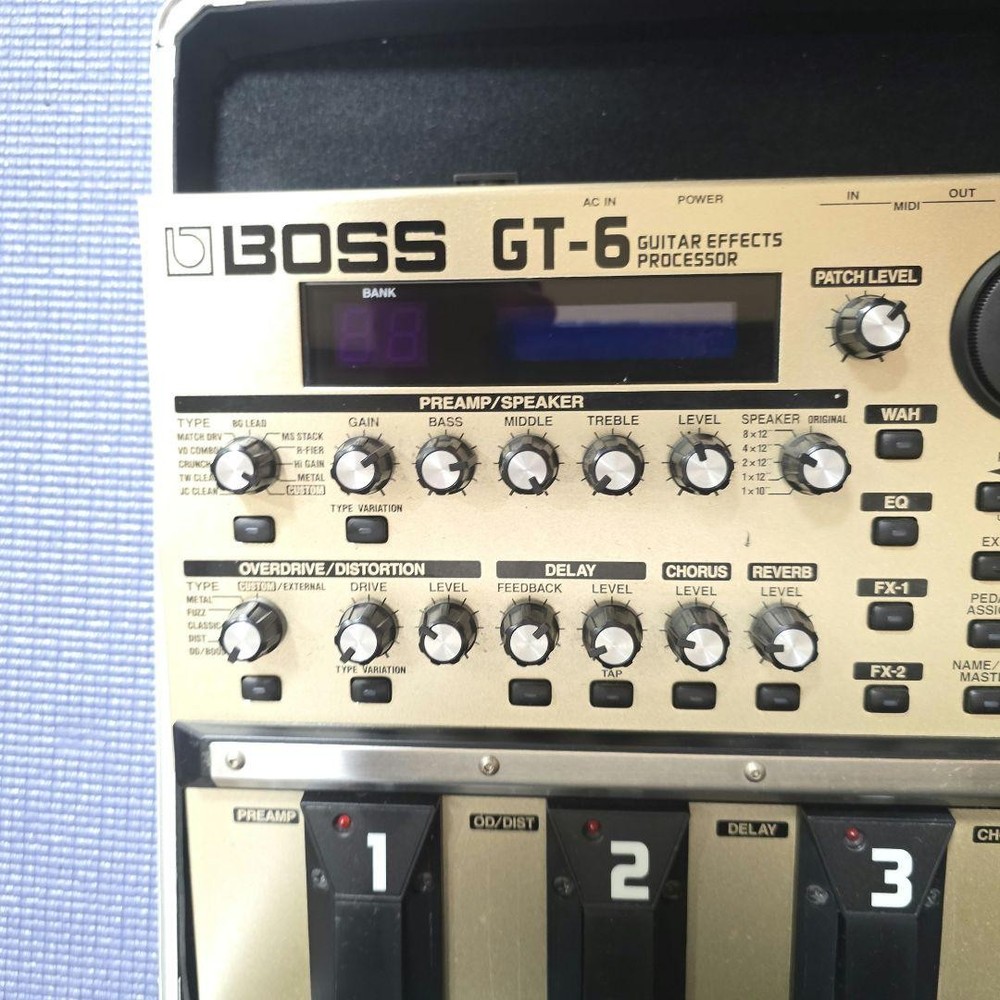 BOSS GT-6 Multi-Effects Processor with Hard Case and KORG Tuner