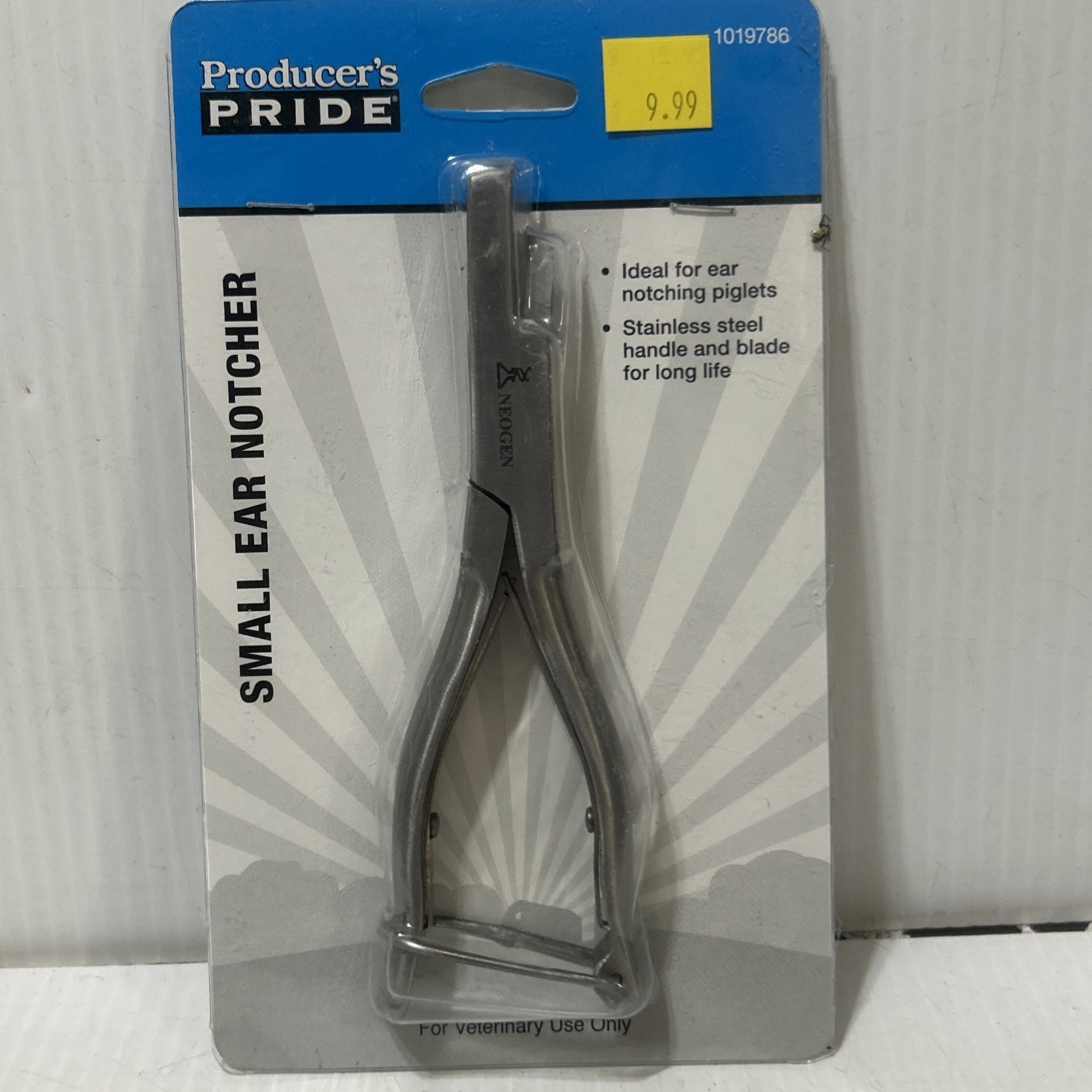 Producer's Pride Small Ear Notcher Piglets Stainless Steel Blade/326j