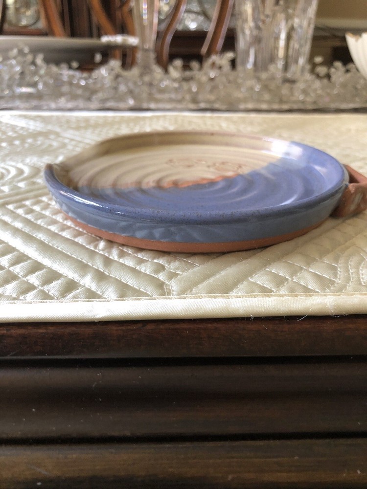 6” Two Tone Round Two-Tone Turtle Pottery Dish Signed