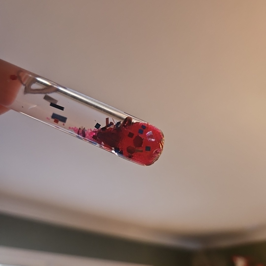 Vintage 1991 Where’s Waldo Red White Blue Glitter Pink Wonder Tube 4" Key Chain