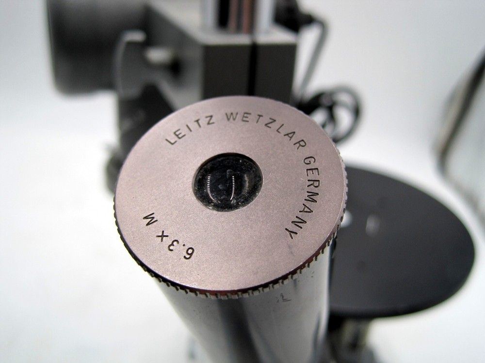 Vintage Ernst Leitz Wetzlar Germany Inverted Microscope w/4 Objectives