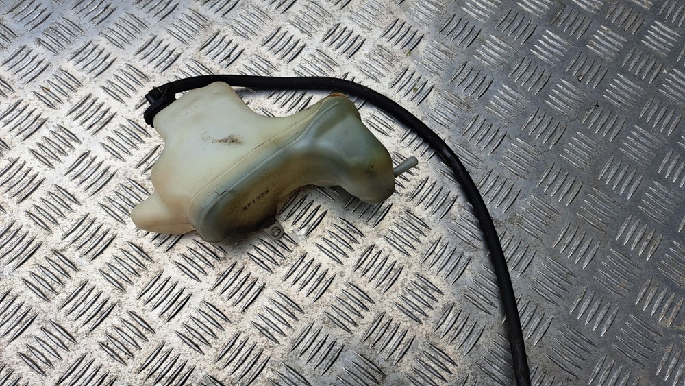 HONDA CBR1000F COOLANT HEADER TANK BOTTLE. SC24