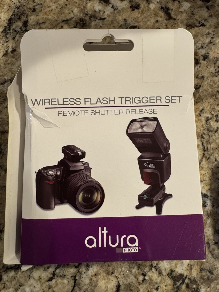 Altura Wireless Flash Trigger Set Receiver and Transmitter