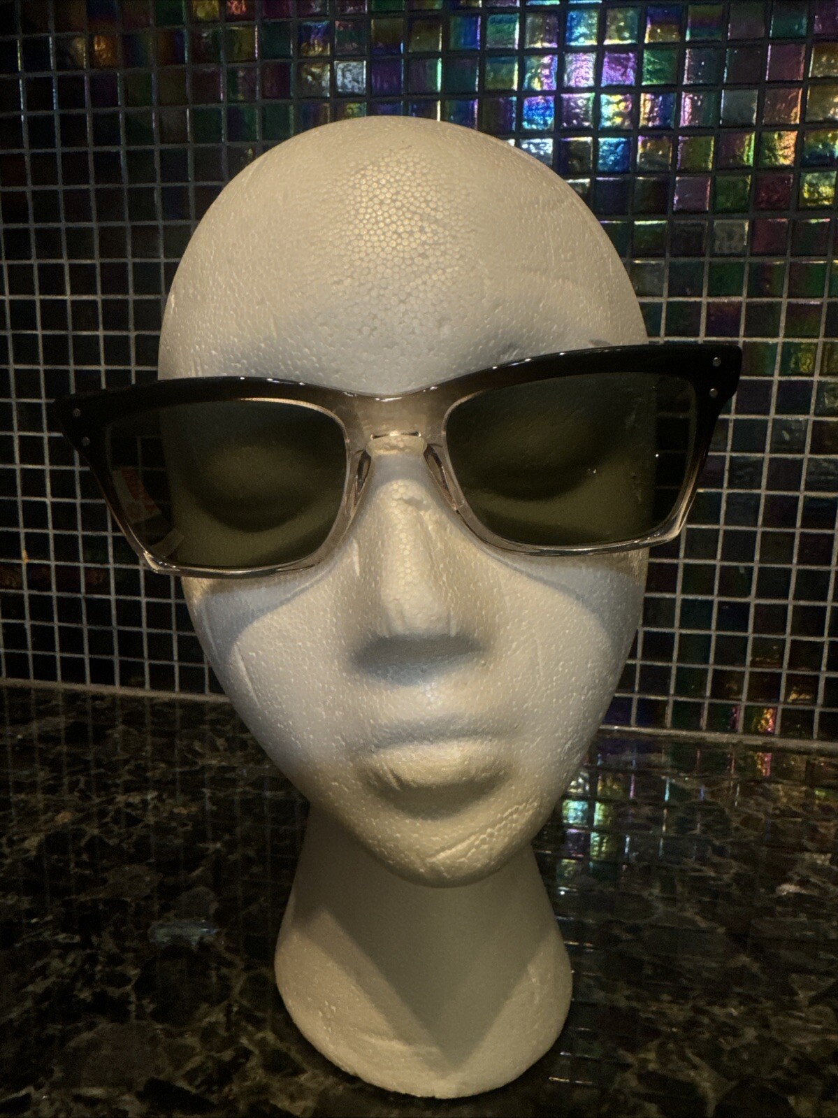 Vintage Men's Shuron Grand Prix Continental SHURAY Sunglasses Brown in Orig. Box