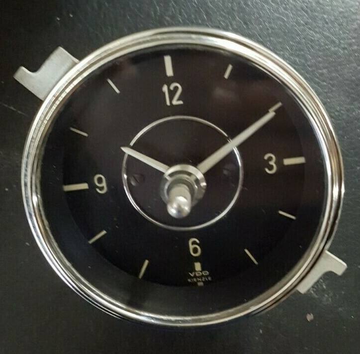 Bmw E9 3.0 Csi Cs Clock Overhauled Movement Cleaned Vat Refundable