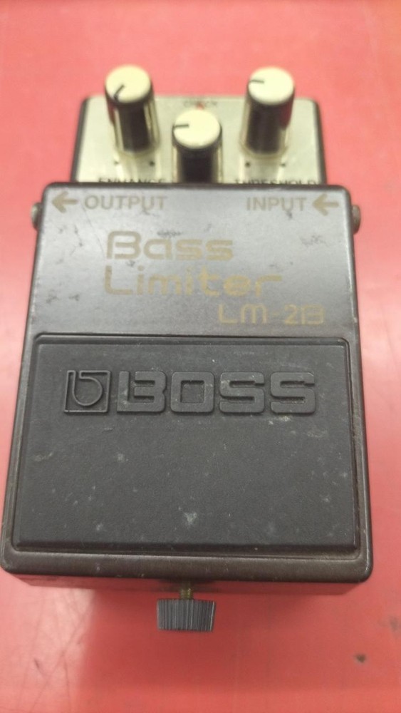 BOSS LM-2B Bass Limiter Effect Pedal-2 Used
