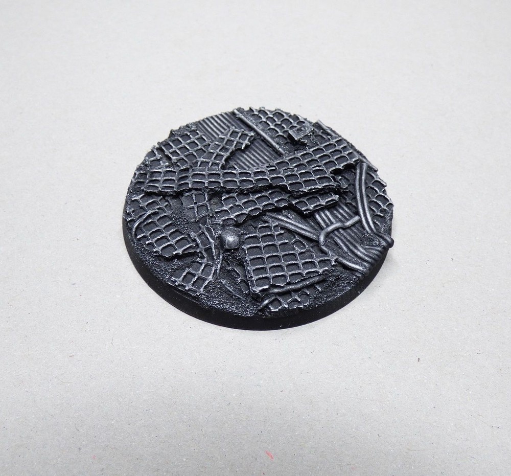 60mm ROUND RESIN BASE - RUSTY GRATES - WARHAMMER 40K