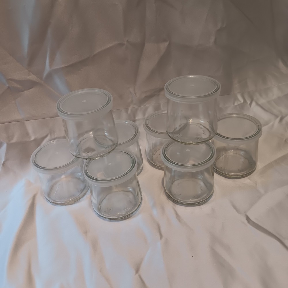 8- 5oz Qui Yogart Jars With Clear Plasic Lids