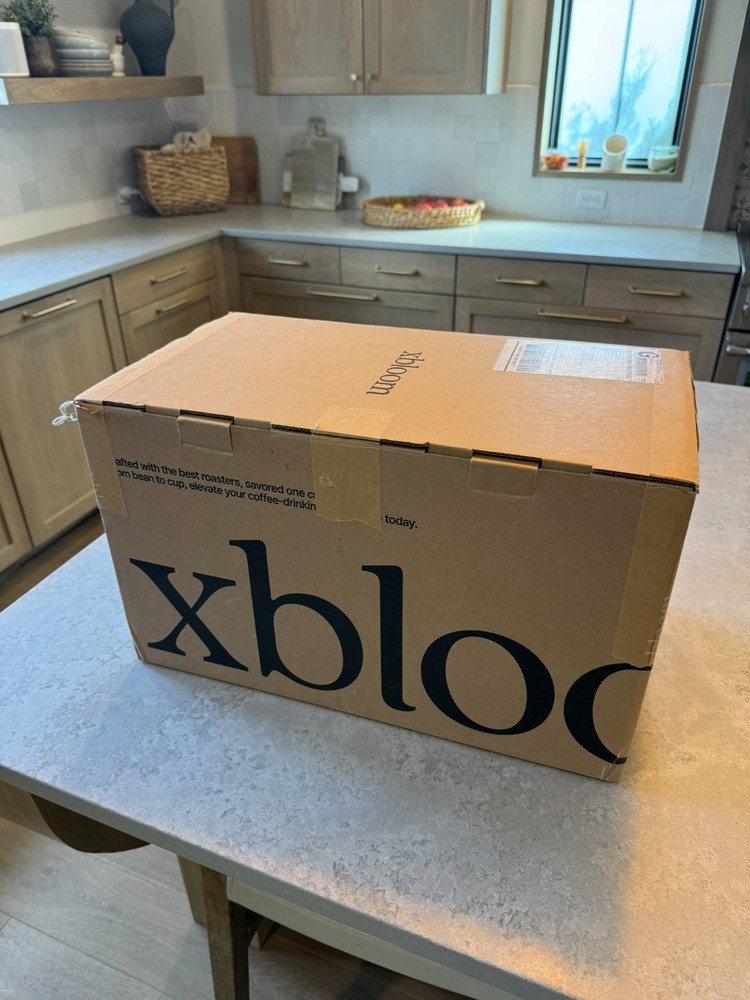 xBloom Studio Coffee Maker Moonlight White - Great Condition, Full Kit, 110V