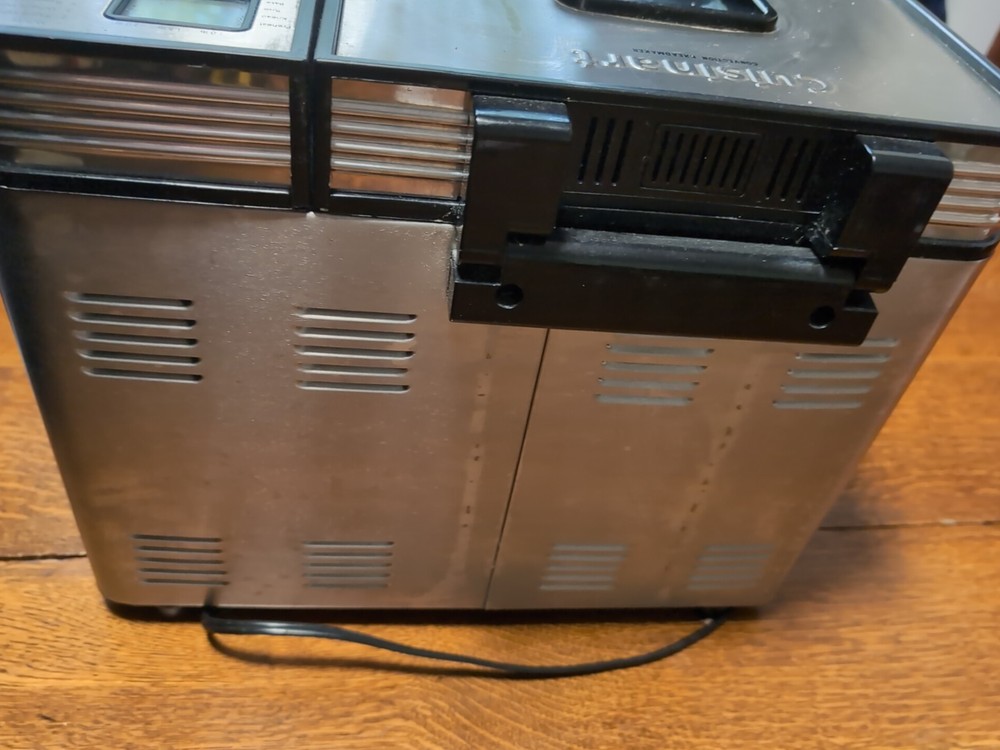 Cuisinart CBK-200 2lbs Convection 680W Bread Maker