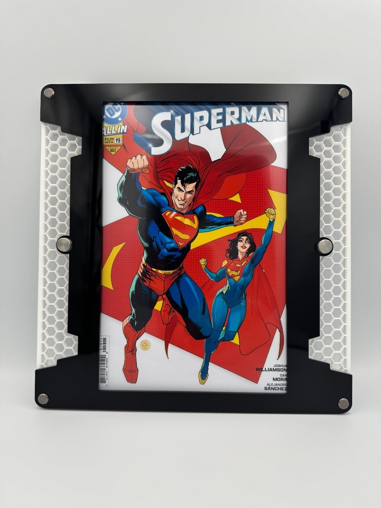Comic Book Frame Holder- Wall Mount Topeloader Comic Hex- Pro Comic