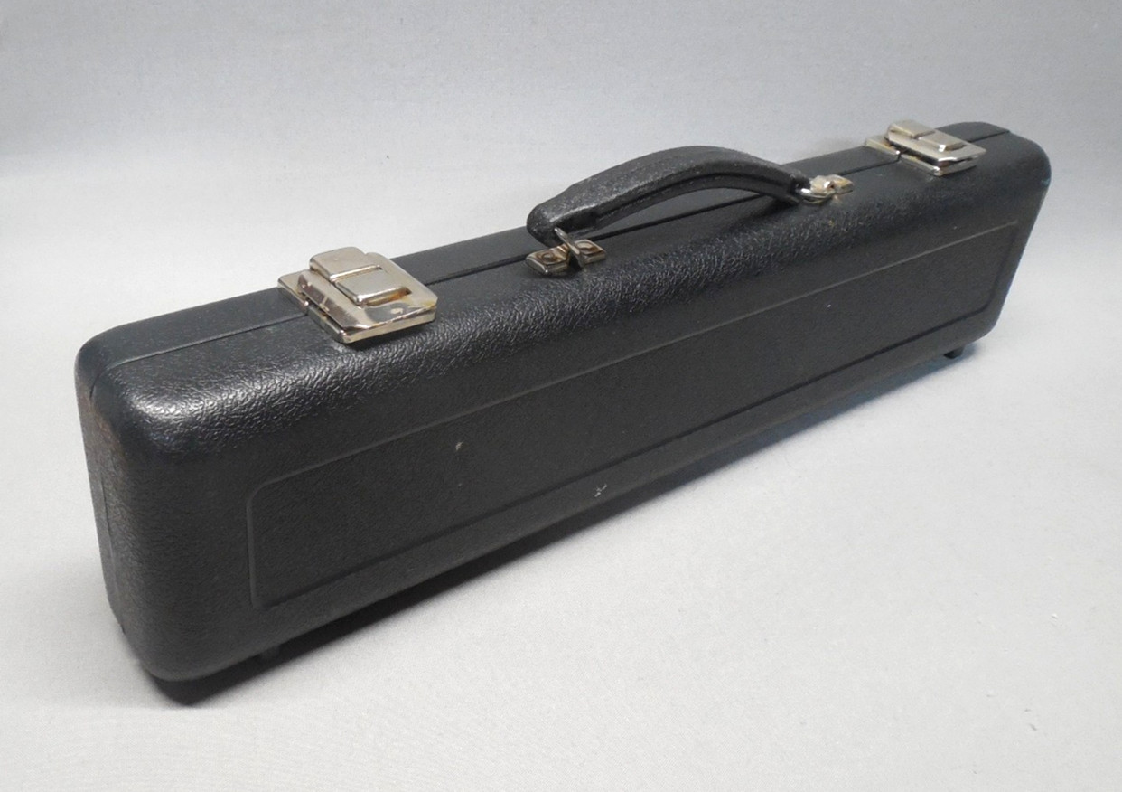 Gemeinhardt 2SP Silver Plated Flute w/ Case New Pads Polished Reconditioned