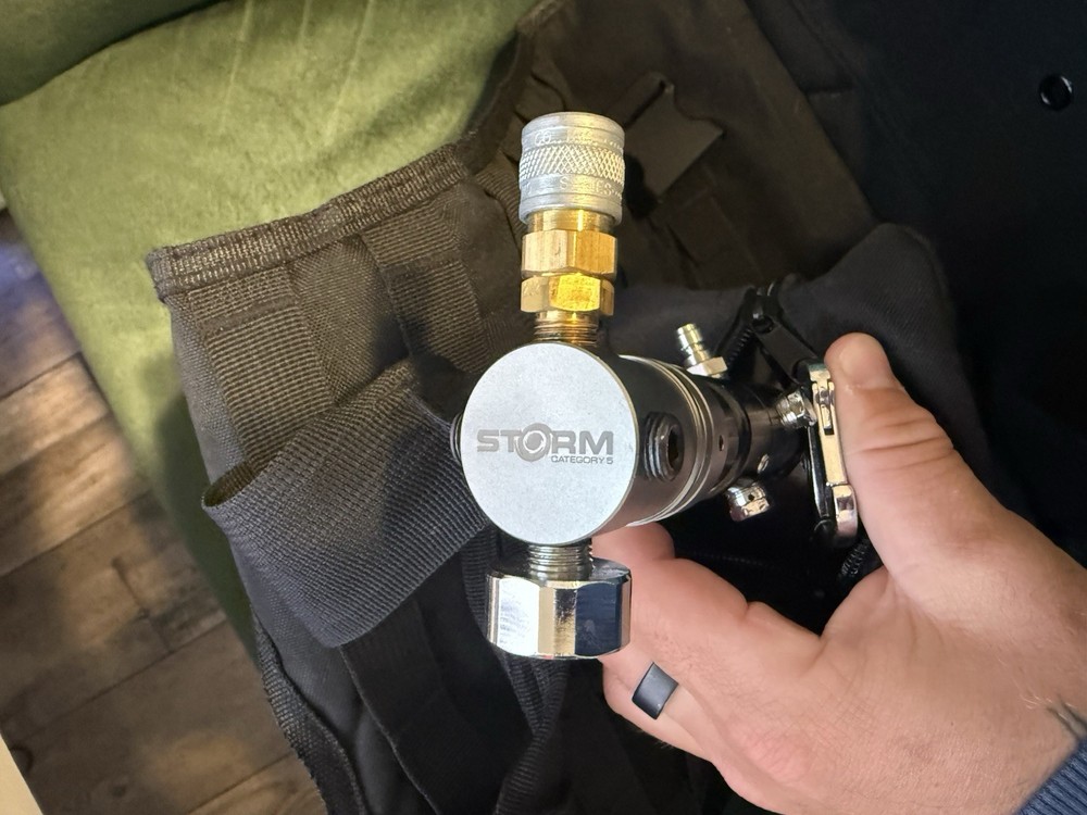 Storm cat 5 AIR REGULATOR + TANK
