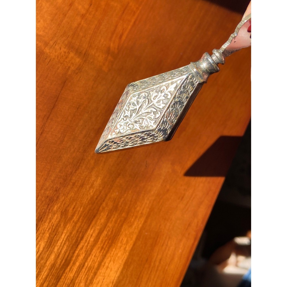 Antique Kohl Sormeh Pot Holder