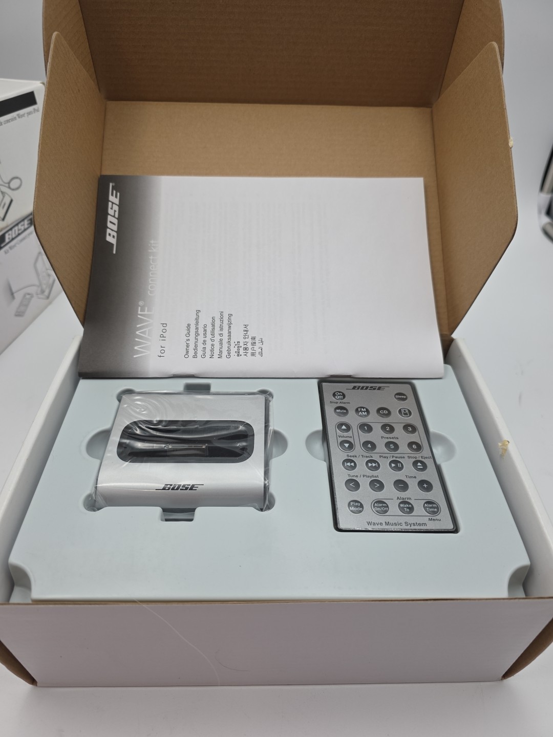 New BOSE Wave Connect Kit For iPod with Remote 315527-0010 Dock Read