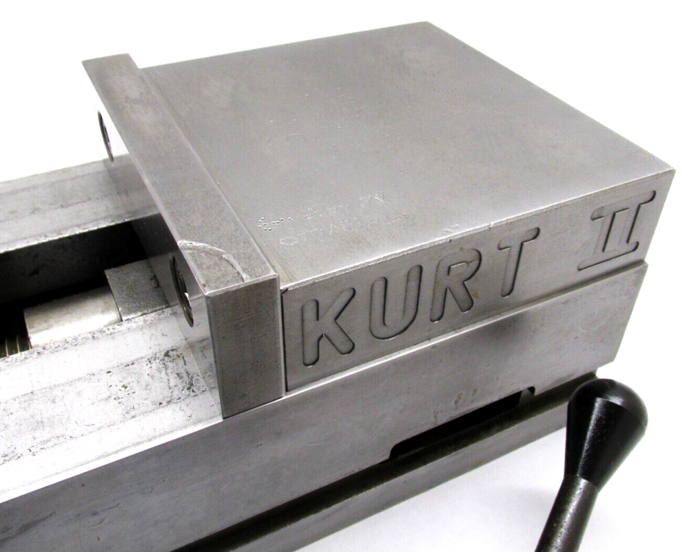 KURT 6" PULL-TYPE II CNC MACHINE VISE w/ JAWS & HANDLE - #PT600