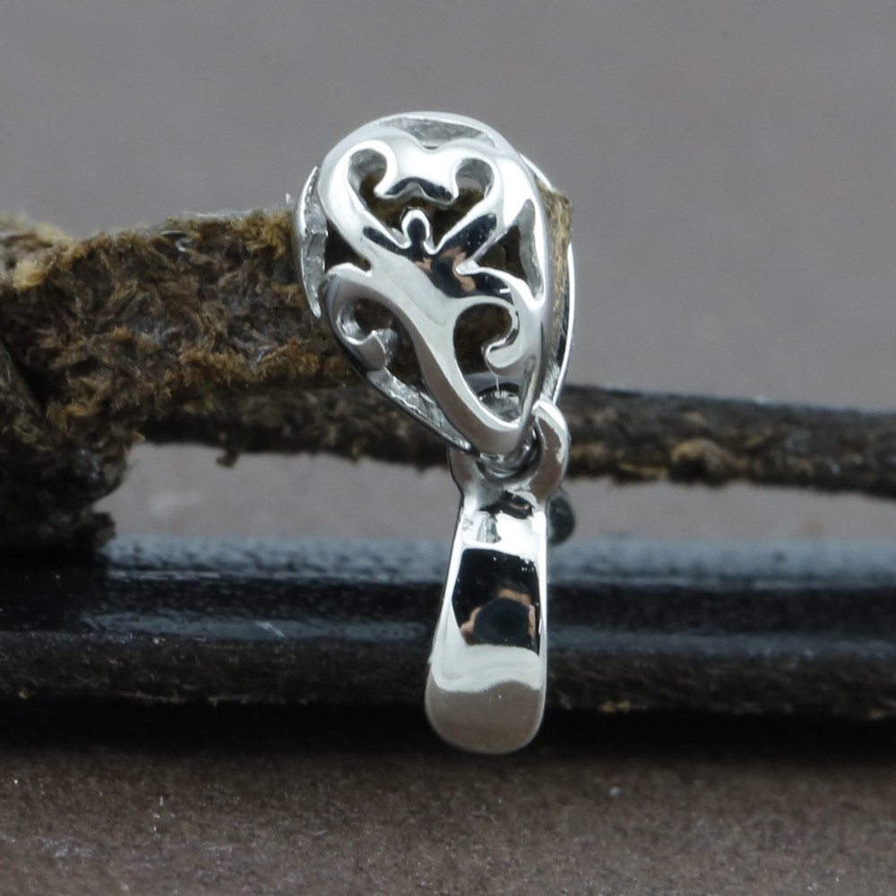 Genuine Solid 18CT White Gold Jade Clip Filigree Bail