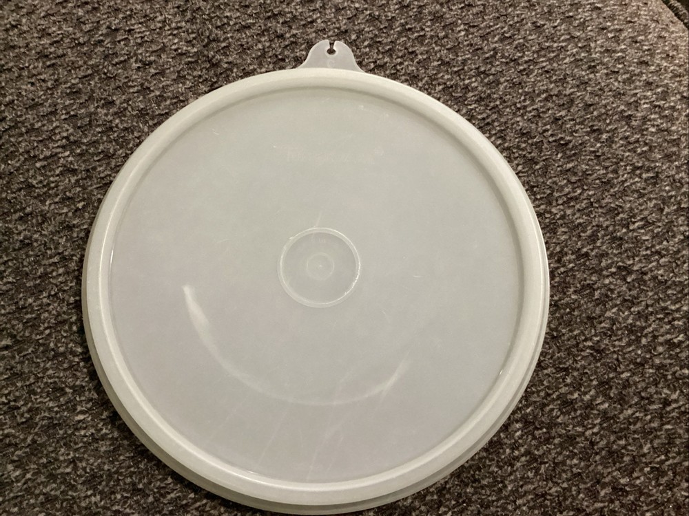 Vintage Tupperware Replacement Lid #227-42 Clear Tab