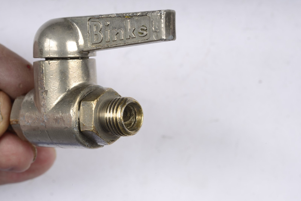 Binks PRESSURE POT Air Regulator.