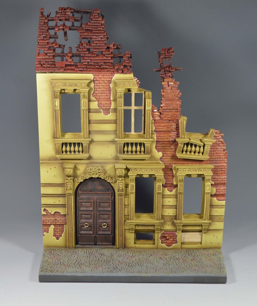 1/30 1/35 prebuilt Ruined building DM014