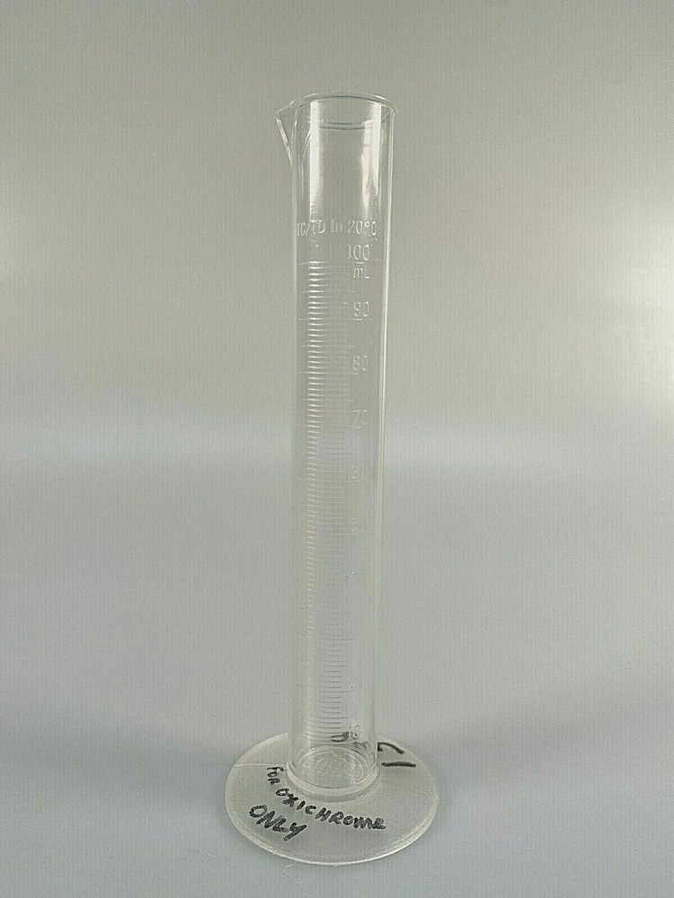 Plastic Graduated Cylinder
