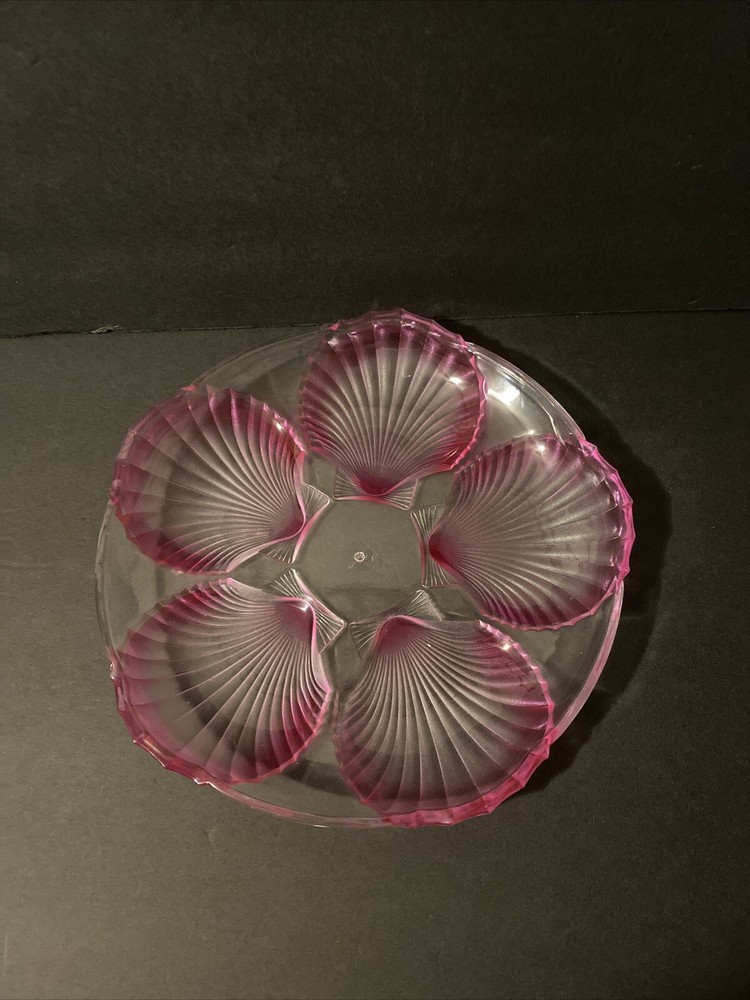 Seashell Decorative plastic platters ~ Pink