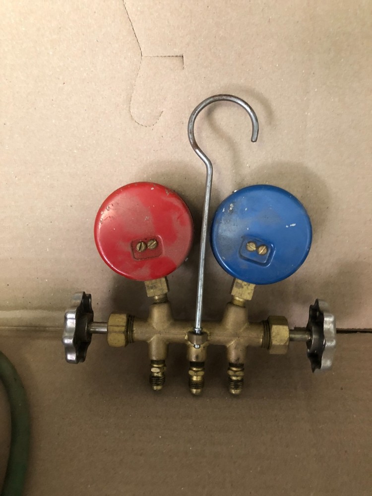 UNIWELD 100QAS TESTING AND CHARGING MANIFOLD