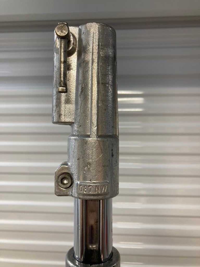 Manfrotto 087NW Steel WIND-UP PHOTOGRAPHY STAND Heavy Duty w/Wheels & Brake