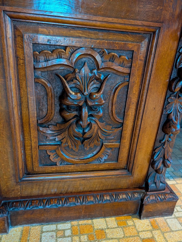 Late Victorian ‘Gothic’ Style Oak mirror back sideboard
