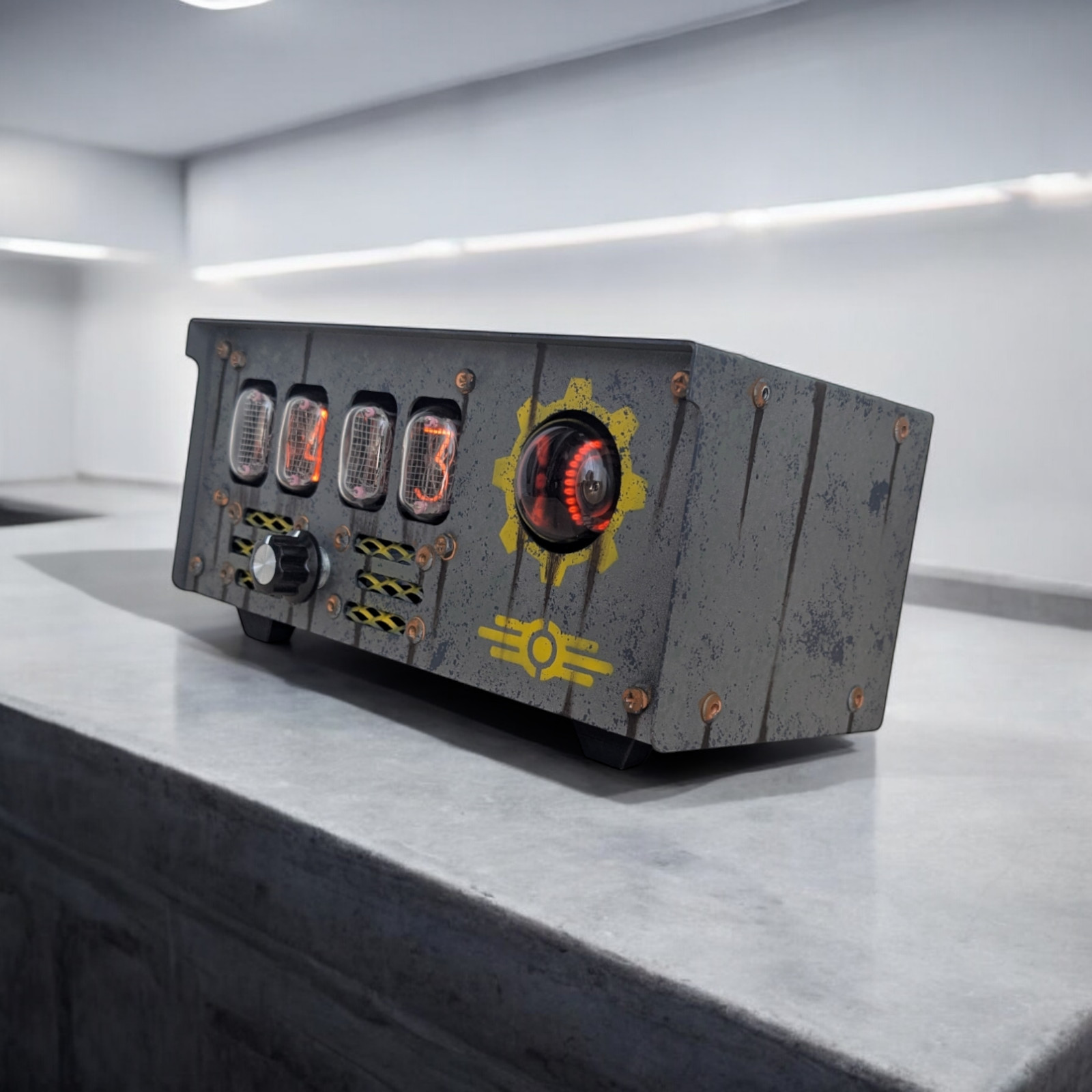 Nixie tube clock with IN-12 tubes and dekatron in metallic case