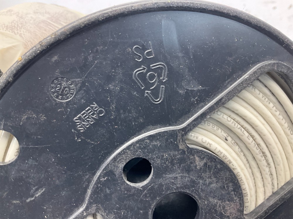 Colonial Wire & Cable Machine Tool Wire White P