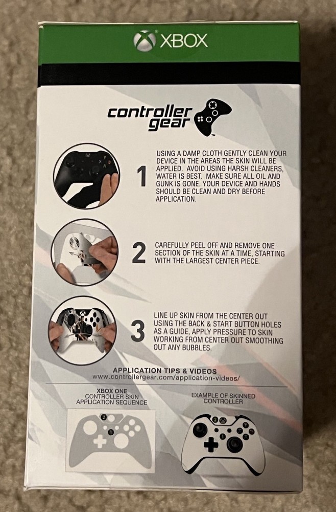 Microsoft Xbox One Quantum Break Controller stand W/ Controller Skin