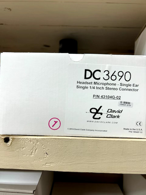 43104G-02 DAVID CLARK