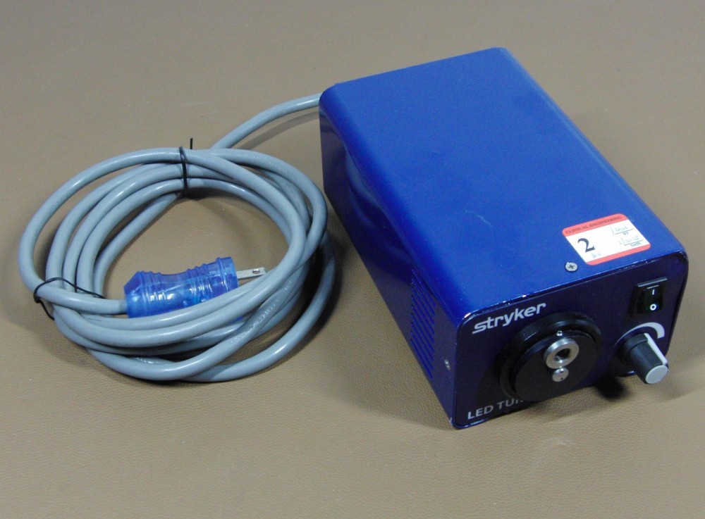 SunOptic LLS-050 / Stryker INV-LLS-2000HPAK LED Turbo Light Source
