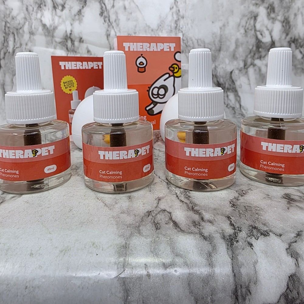 TheraPet Cat Calming Diffuser Kit 2 Diffusers & 4 Pheromone Bottles Missing Box