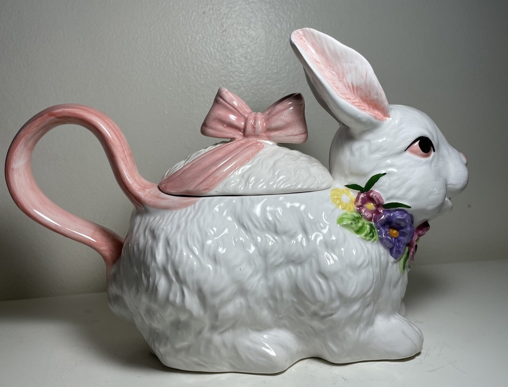 ABC Distributing Rabbit Easter Bunny Spring Teapot 1996 *FLAWS *