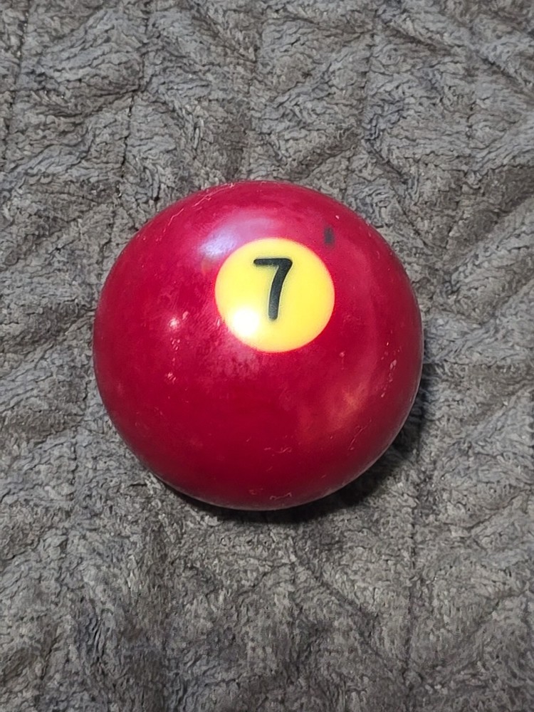 🎱Vintage Replacement Belgian (#7) Pool Ball~Billiards Solid Burgandy Ball 2"