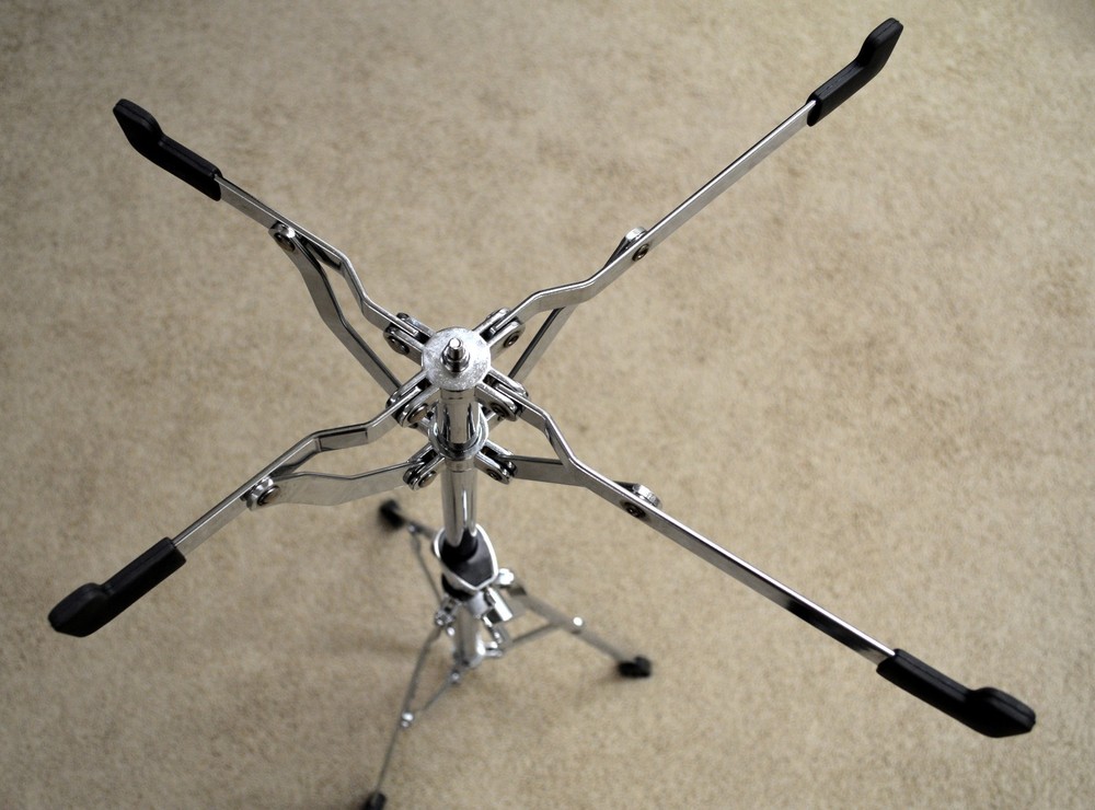 NEW 32 NOTE BELL/PRACTICE PAD STAND WITH TRIPOD BASE, ADJUSTABLE HEIGHT