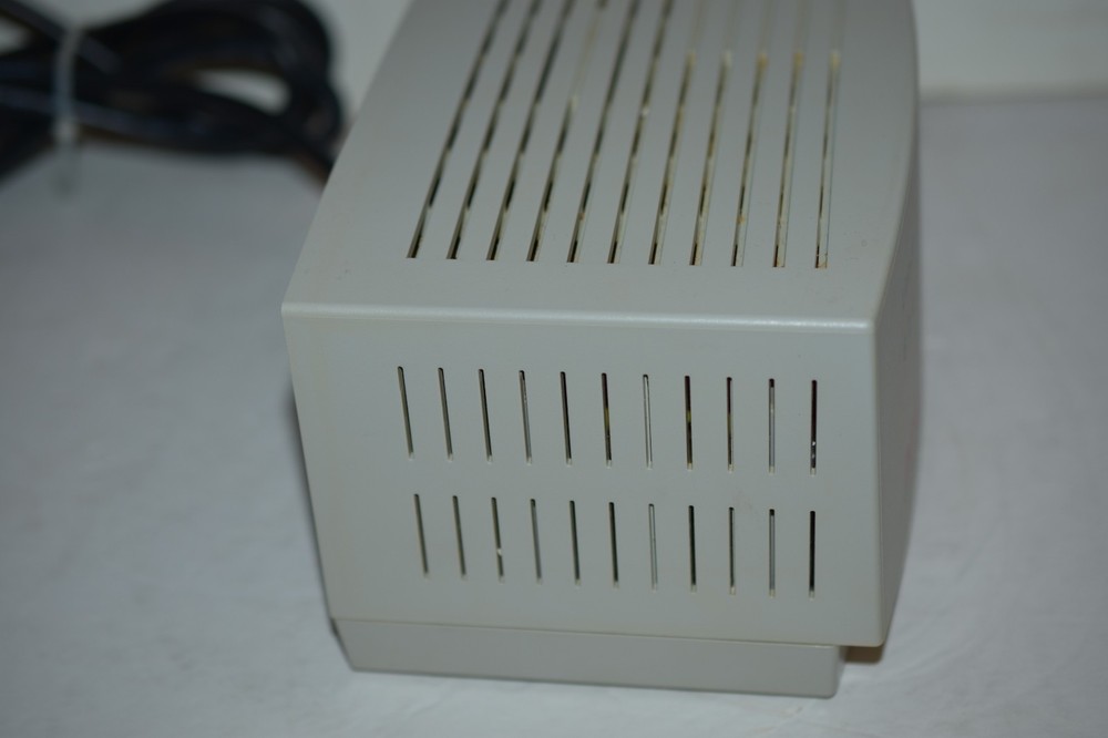 APC Line-R 600 Automatic Voltage Regulator