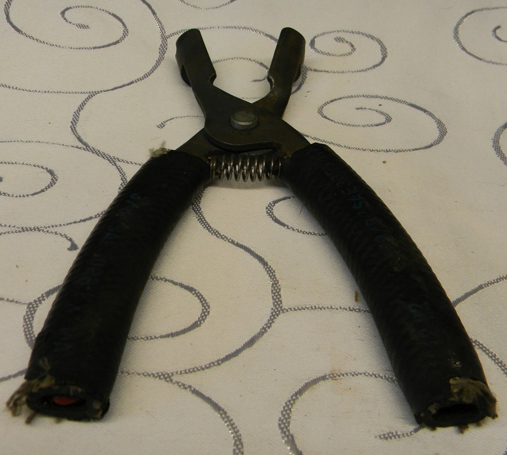 SNAP-ON 7" LONG SPARK PLUG BOOT PLIERS #SBP2