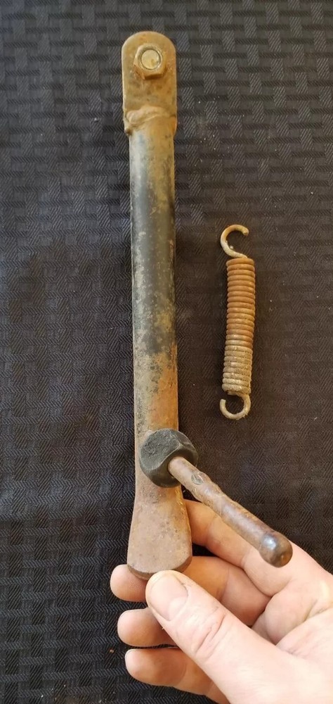 Suzuki GT185 Kickstand ♻️