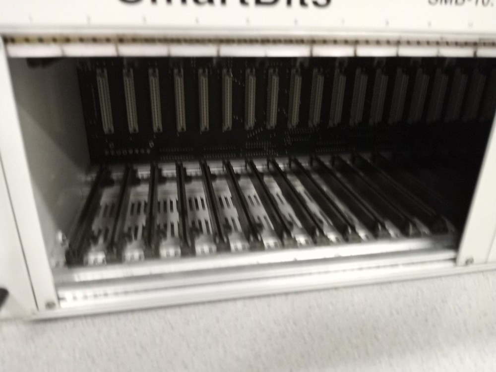 NetCom SMB-10 SmartBits Network Analyzer With Power Cord (No Modules)