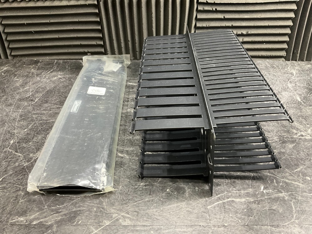 Panduit Horizontal Cable Management System WMPH3 ✅ ❤️️ ✅ ❤️️ OPEN BOX