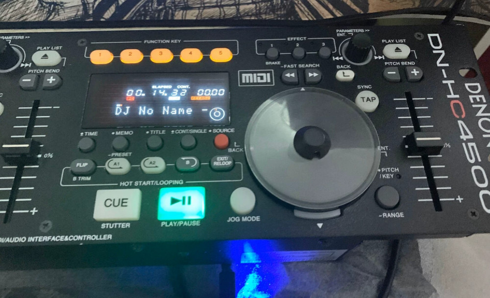1pcs DENON DN-HC4500 DJ Controller
