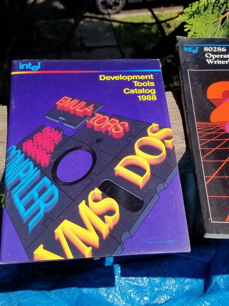 2 VINTAGE ELECTRONICS BOOKS 1986,'88 INTEL OPERATING SYSTEMS 80286 TOOLS CATALOG